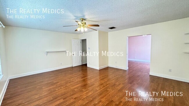 Building Photo - 13628 Tetherline Trail