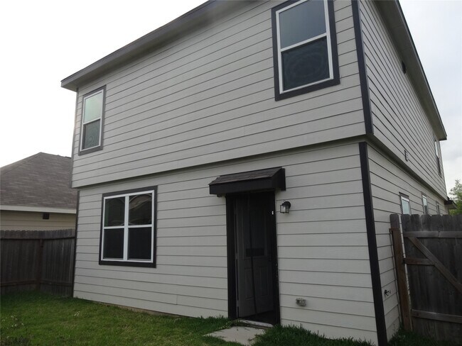 Building Photo - 2116 Graham Pt Wy