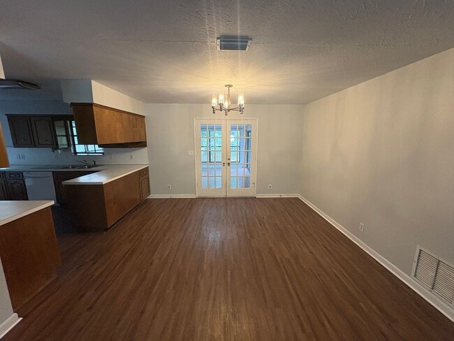 Building Photo - 12723 Longivew Dr W