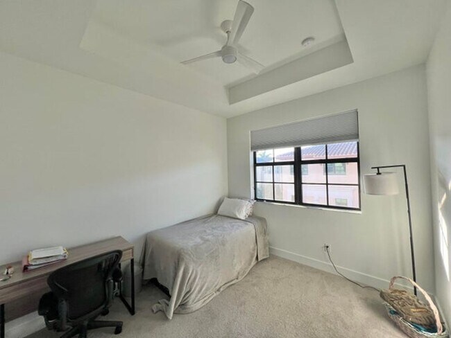 Building Photo - 5252 Beckman Ter
