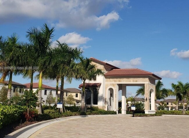 Building Photo - 3310 W 114th Terrace