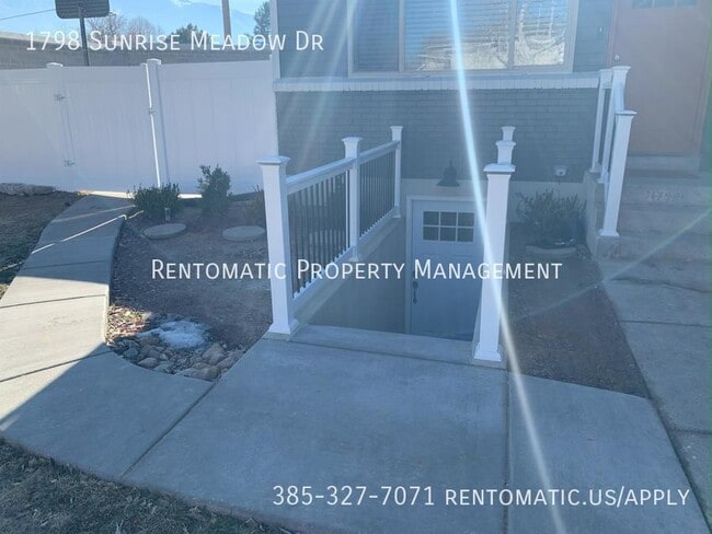 Building Photo - 1798 Sunrise Meadow Dr