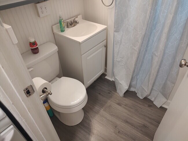 Building Photo - 74 W Moler St