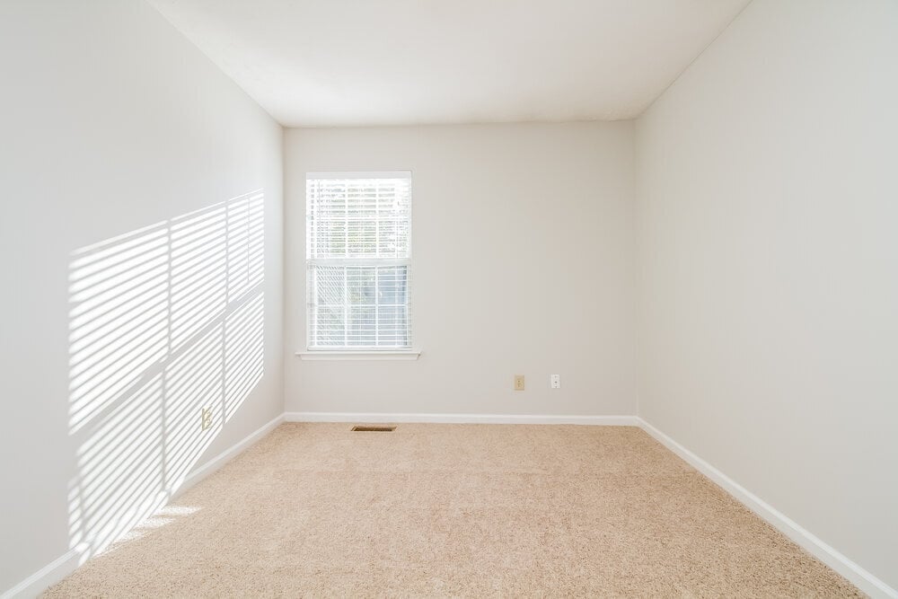 Building Photo - 300 Vernon Traylor Dr