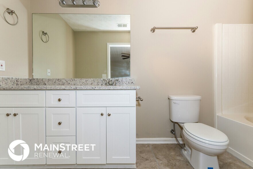 Building Photo - 55 Amber Way