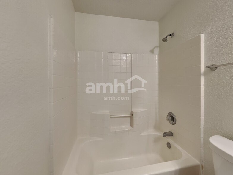 Building Photo - 9308 Marilyn Ct