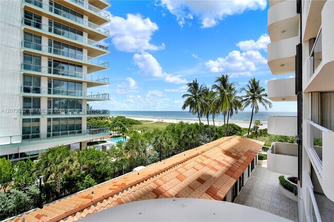 Building Photo - 5757 Collins Ave