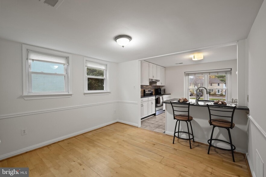 Building Photo - 332 Charred Oak Ct