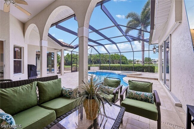 Building Photo - 8868 Lely Island Cir