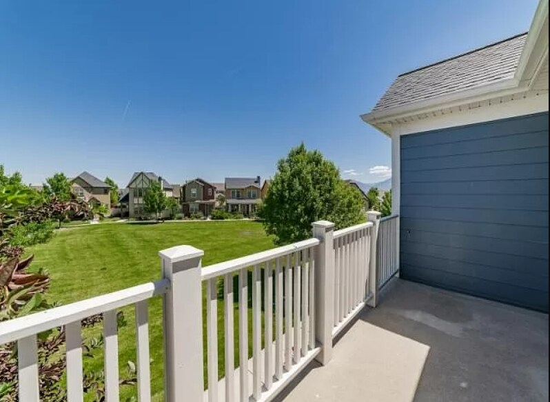 Building Photo - 10617 Topview Rd