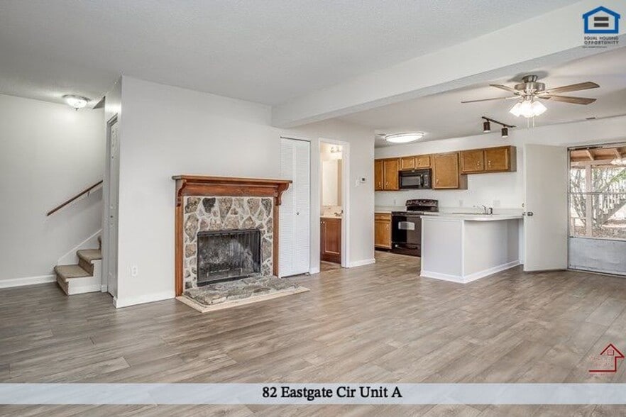 Building Photo - 82 Eastgate Cir