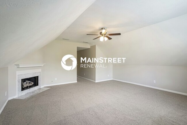 Building Photo - 3 Bedroom Pet-Friendly Home in LA VERGNE, ...