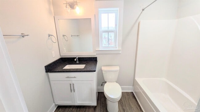 Building Photo - 226 Junction Ave