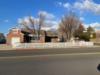 Building Photo - 299 E 100 N