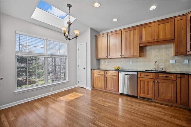 Building Photo - 1226 Hustis Dr