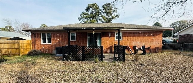 Building Photo - 2170 Quailridge Dr