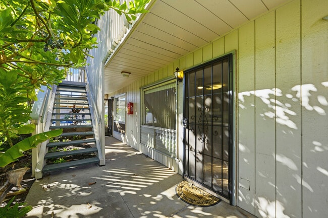 Building Photo - Kihei Manor