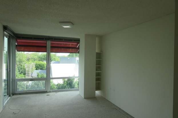 Building Photo - 9655 Woods Dr