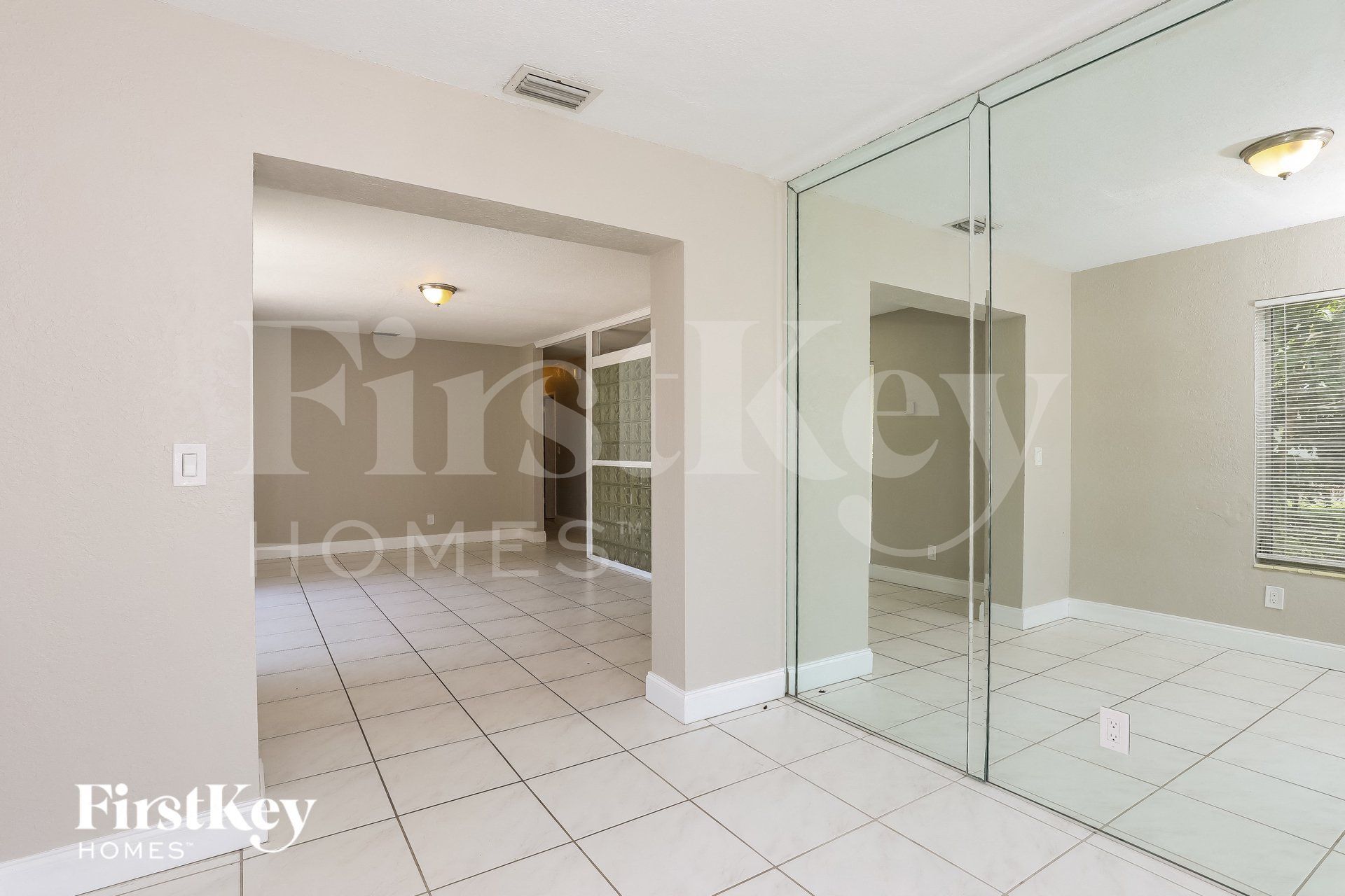 Building Photo - 6487 SW 26th St