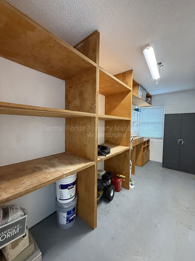 Building Photo - 103 Lake Brantley Terrace