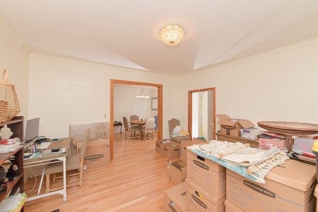 Building Photo - 315 St Paul St