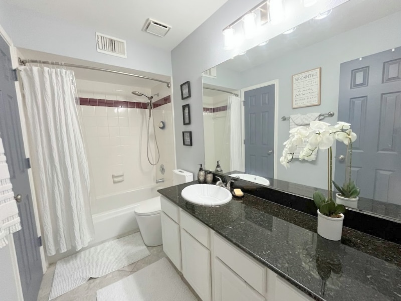 Building Photo - 4315 Trailwood Dr
