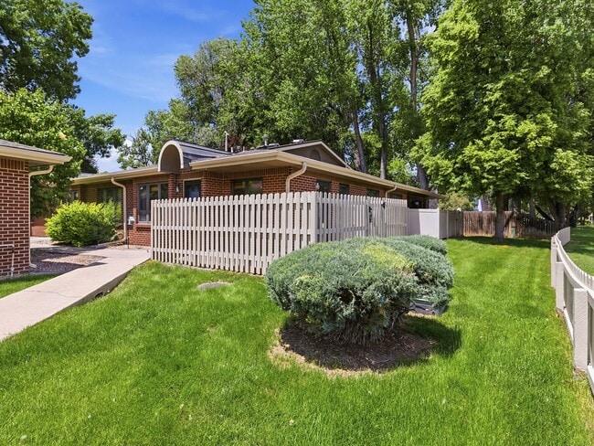 Building Photo - Central Fort Collins Convenience | 2 Bed Condo + Garage Near Drake & College