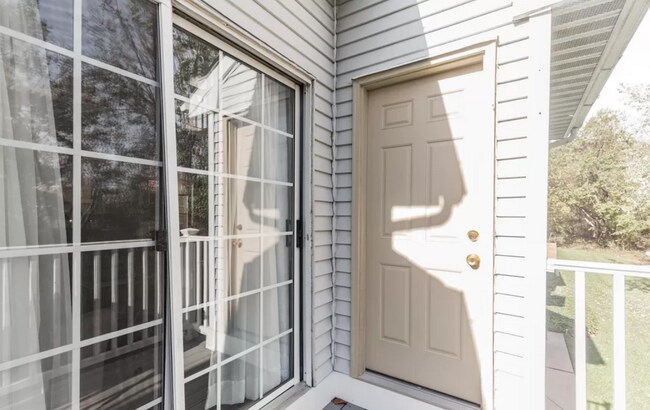 Balcony - 793 E Parker St