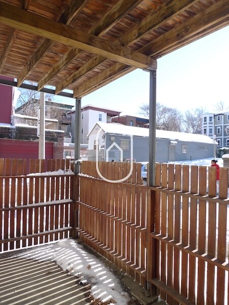 Building Photo - 1552 Tremont St