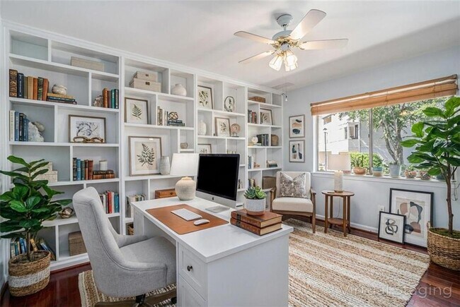 Building Photo - 3813 Paces Ferry W