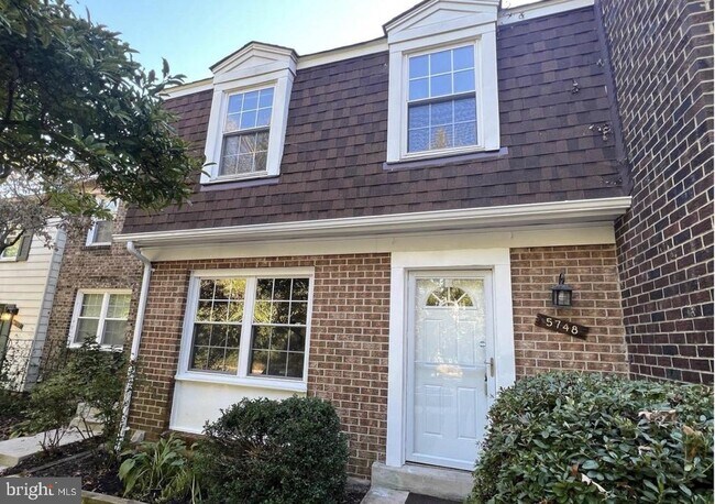 Building Photo - 5748 Yellowrose Ct