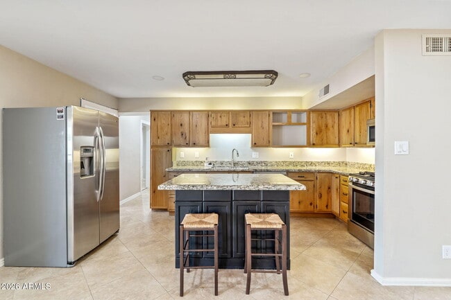 Building Photo - 3007 N 84th Pl