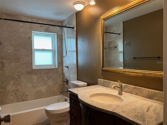 Building Photo - 3270 Causeway Dr