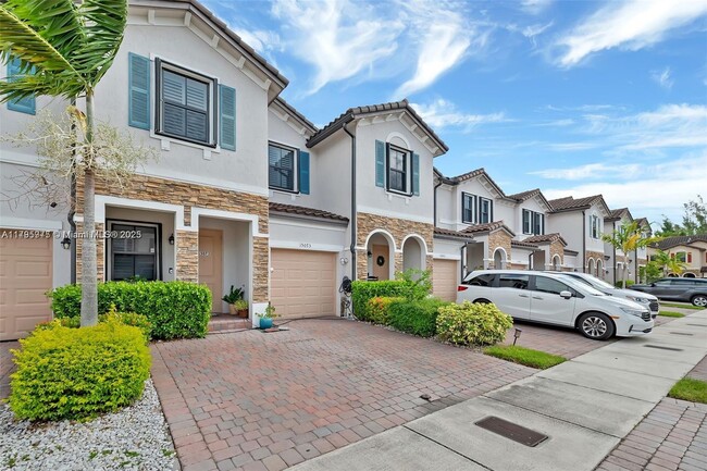 Building Photo - 15073 SW 119th Ln