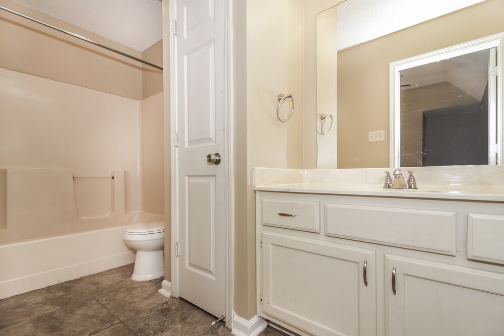 Building Photo - 1604 Marie Rd