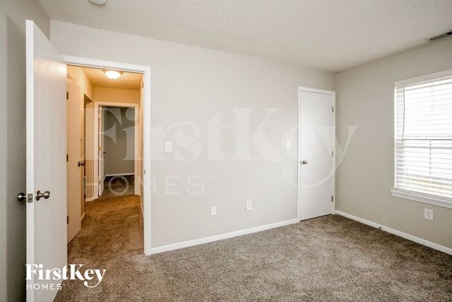 Building Photo - 189 Harts Ford Way