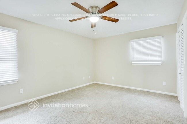 Building Photo - 3370 Creekway Dr