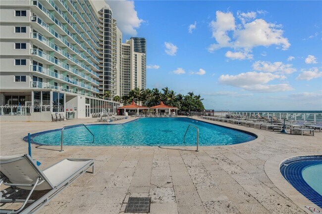 Building Photo - 19201 Collins Ave