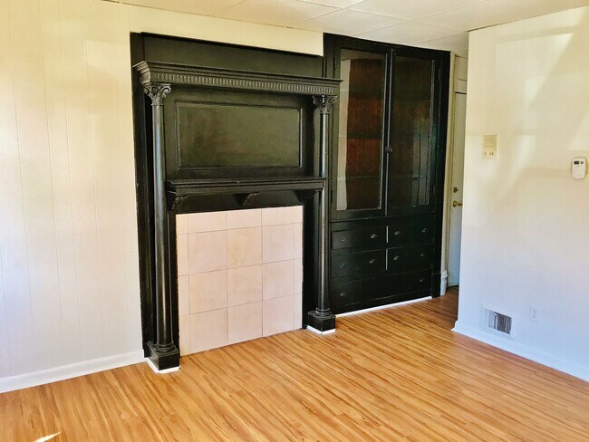 Building Photo - 5440 Jackson St