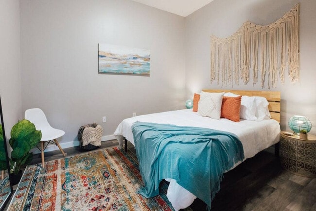 Building Photo - 117 Spring St