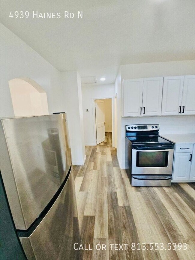 Building Photo - 4939 Haines Rd N