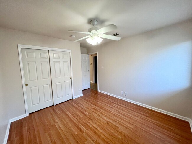 Building Photo - 3-Bedroom Home Near Loop 1604 with Fenced Yard & Two-Car Garage!