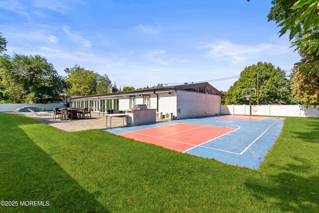 Building Photo - 512 Deal Rd