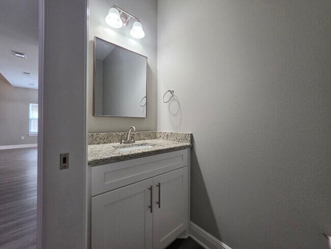 Building Photo - 2331 Hadleigh Hills Ct