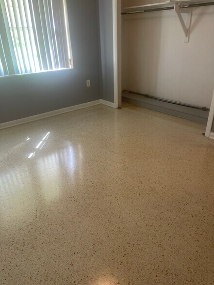 Building Photo - 2315 Coolidge Rd