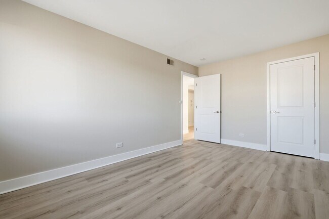 Building Photo - 4180 Williamsburg Ct