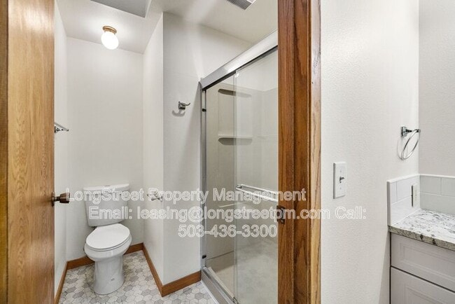 Building Photo - 13777 SE 115th Ave