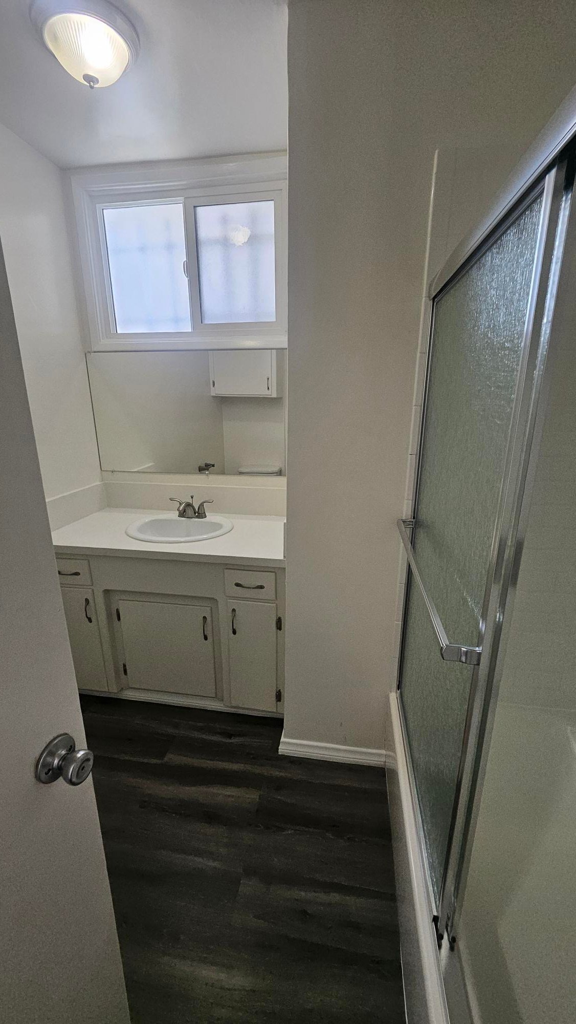 Building Photo - 11030 Moorpark St