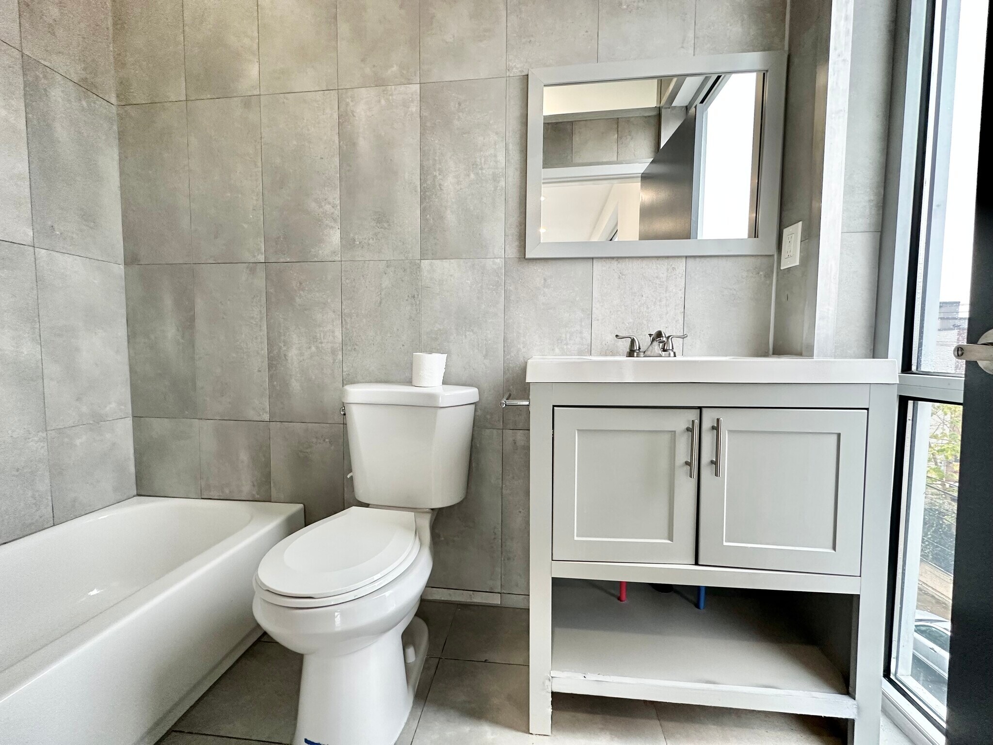 Building Photo - 1500 N 8th St