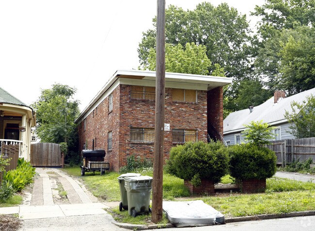 Building Photo - 1646 Monroe